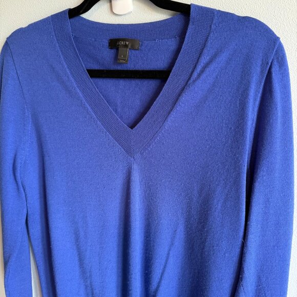 J.Crew Womens Blue V-Neck 100% Merino Wool Sweater Lightweight Cozy Cottagecore - Picture 3 of 10